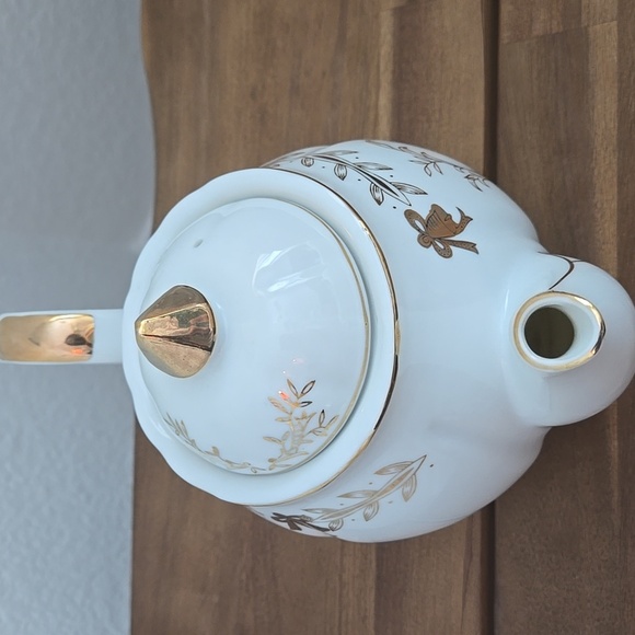 LEFTON White & Gold 50th Anniversary Musical Teapot w/Lid Hand Painted - Picture 7 of 16